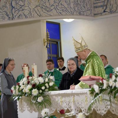 15 noiembrie: Iaşi: Profesiune perpetuă în Congregaţia "Surorile Providenţei"