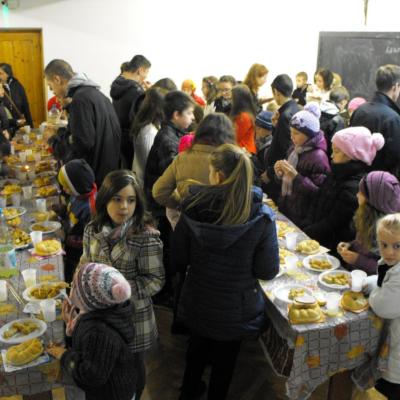 15 noiembrie: Iaşi: Praznicul Copiilor în comunitatea "Sfânta Tereza a Pruncului Isus"