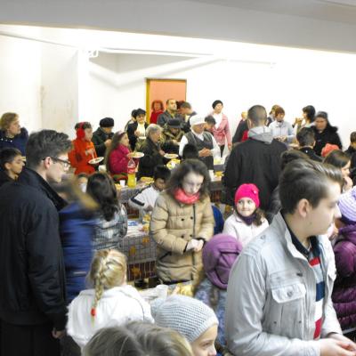 15 noiembrie: Iaşi: Praznicul Copiilor în comunitatea "Sfânta Tereza a Pruncului Isus"