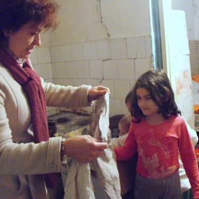 16-20 noiembrie: Iaşi: Copii pentru copii. "Săptămâna legumelor şi fructelor donate"