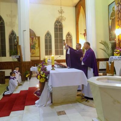 19 noiembrie: Gioseni: Liturghie cu requiem pentru odihna sufletului părintelui Albert Lucaci