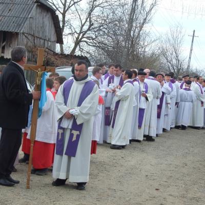 21 noiembrie: Traian (BC): Funeraliile părintelui Albert Lucaci
