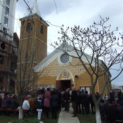 21 noiembrie: Traian (BC): Funeraliile părintelui Albert Lucaci