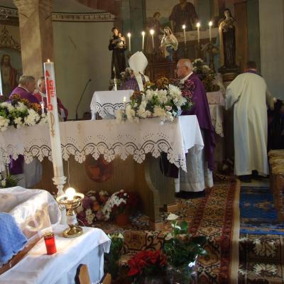 21 noiembrie: Traian (BC): Funeraliile părintelui Albert Lucaci