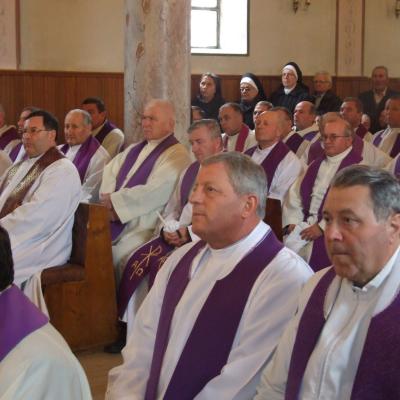 21 noiembrie: Traian (BC): Funeraliile părintelui Albert Lucaci