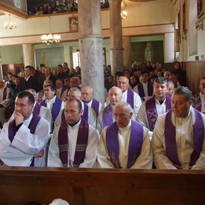 21 noiembrie: Traian (BC): Funeraliile părintelui Albert Lucaci