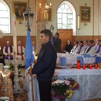 21 noiembrie: Traian (BC): Funeraliile părintelui Albert Lucaci