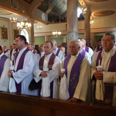 21 noiembrie: Traian (BC): Funeraliile părintelui Albert Lucaci