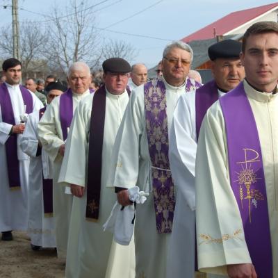 21 noiembrie: Traian (BC): Funeraliile părintelui Albert Lucaci