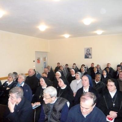 21-22 noiembrie: Traian: Simpozionul "Priorităţi în formarea permanentă a persoanelor consacrate de astăzi"