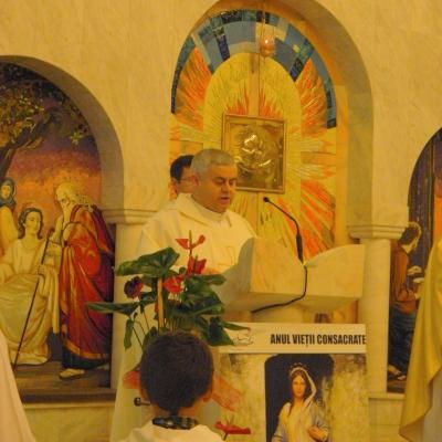 22 noiembrie: Iaşi: O nouă slujitoare a lui Cristos, Marele Preot