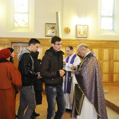 29 noiembrie: Roman: PS Petru Gherghel în vizită la Surorile Clarise
