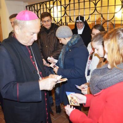 29 noiembrie: Roman: PS Petru Gherghel în vizită la Surorile Clarise