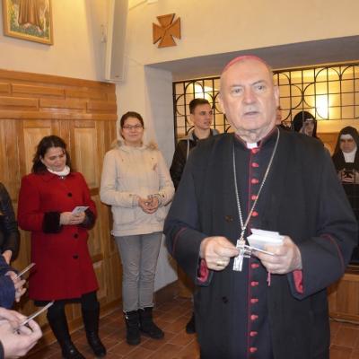 29 noiembrie: Roman: PS Petru Gherghel în vizită la Surorile Clarise