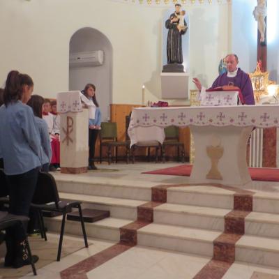 29 noiembrie: Ploscuţeni: Depunerea adeziunii în Acţiunea Catolică a Tinerilor
