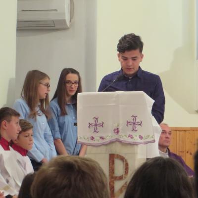 29 noiembrie: Ploscuţeni: Depunerea adeziunii în Acţiunea Catolică a Tinerilor