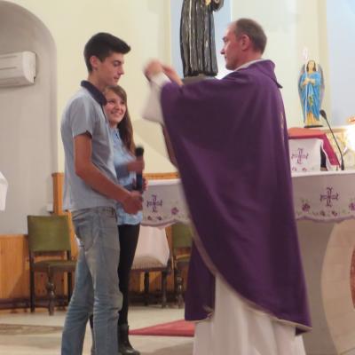 29 noiembrie: Ploscuţeni: Depunerea adeziunii în Acţiunea Catolică a Tinerilor