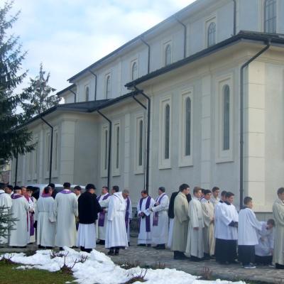 3 decembrie: Frumoasa: Funeraliile părintelui Ştefan Vacaru