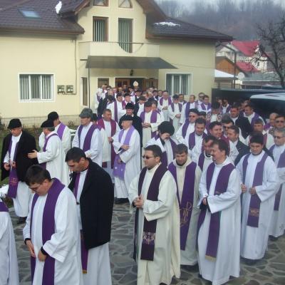 3 decembrie: Frumoasa: Funeraliile părintelui Ştefan Vacaru