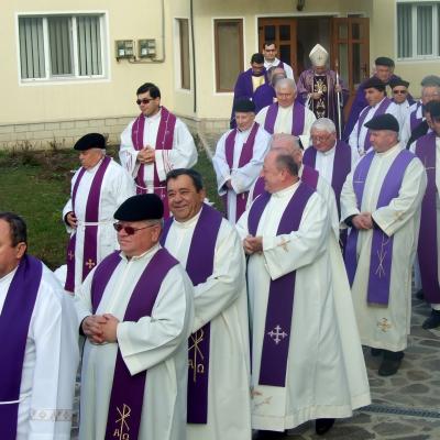3 decembrie: Frumoasa: Funeraliile părintelui Ştefan Vacaru