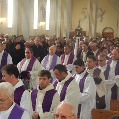 3 decembrie: Frumoasa: Funeraliile părintelui Ştefan Vacaru