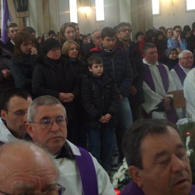 3 decembrie: Frumoasa: Funeraliile părintelui Ştefan Vacaru