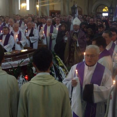 3 decembrie: Frumoasa: Funeraliile părintelui Ştefan Vacaru