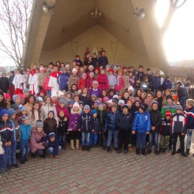 6 decembrie: Tuta: Adeziunea în Acţiunea Catolică