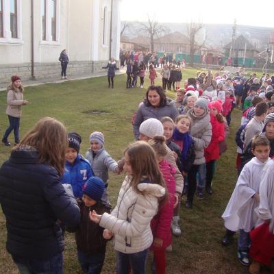 6 decembrie: Tuta: Adeziunea în Acţiunea Catolică