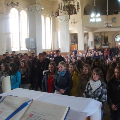 6 decembrie: Tuta: Adeziunea în Acţiunea Catolică