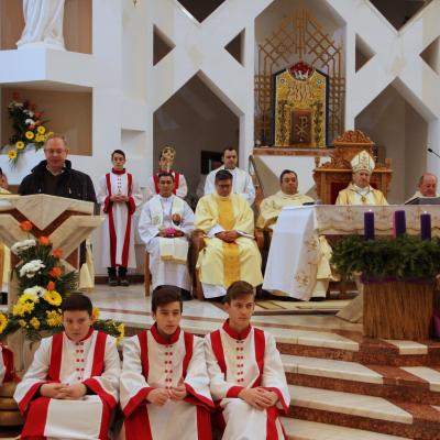 6 decembrie: Bacău: Hramul bisericii "Sfântul Nicolae"