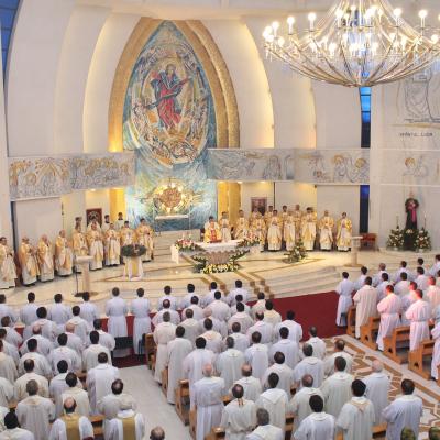 8 decembrie: Iaşi: Sfinţiri de diaconi