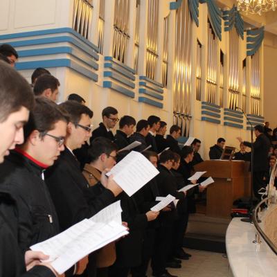 8 decembrie: Iaşi: Sfinţiri de diaconi