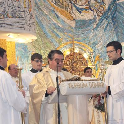 8 decembrie: Iaşi: Sfinţiri de diaconi