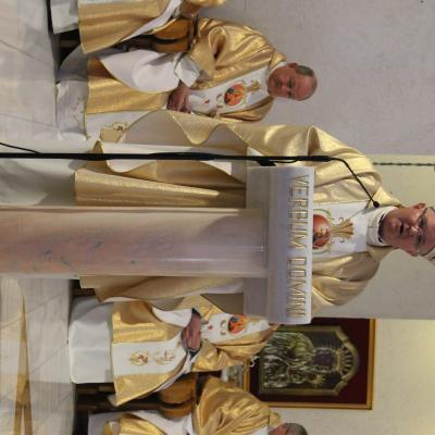 8 decembrie: Iaşi: Sfinţiri de diaconi