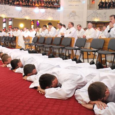 8 decembrie: Iaşi: Sfinţiri de diaconi