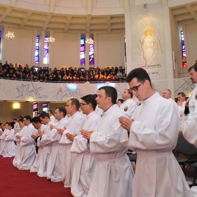 8 decembrie: Iaşi: Sfinţiri de diaconi