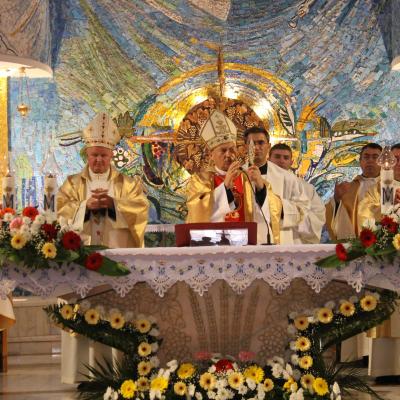 8 decembrie: Iaşi: Sfinţiri de diaconi