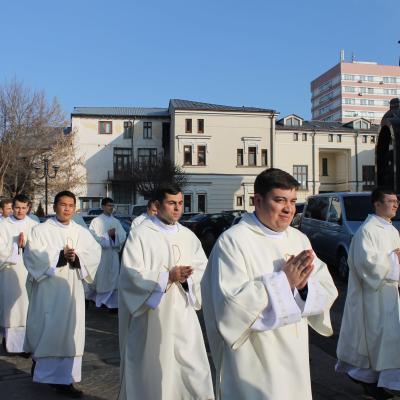 8 decembrie: Iaşi: Sfinţiri de diaconi