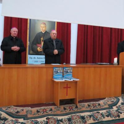 10 decembrie: Iaşi: Simpozionul "Fericitul Anton Durcovici şi viaţa consacrată", urmat de Liturghia în cinstea fericitului Anton Durcovici
