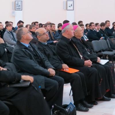 10 decembrie: Iaşi: Simpozionul "Fericitul Anton Durcovici şi viaţa consacrată", urmat de Liturghia în cinstea fericitului Anton Durcovici