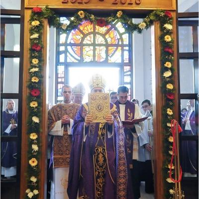 13 decembrie: Iaşi: Deschiderea porţii sfinte a Anului Jubiliar