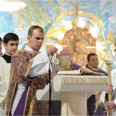 13 decembrie: Iaşi: Deschiderea porţii sfinte a Anului Jubiliar