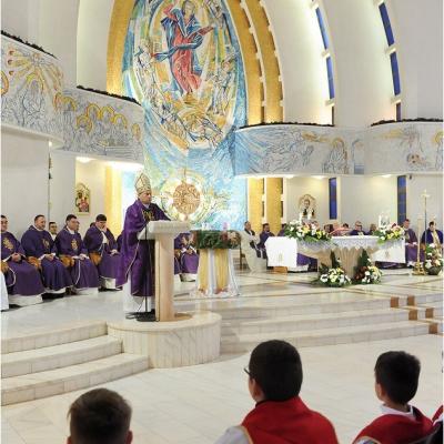 13 decembrie: Iaşi: Deschiderea porţii sfinte a Anului Jubiliar