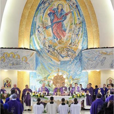13 decembrie: Iaşi: Deschiderea porţii sfinte a Anului Jubiliar