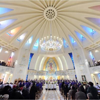13 decembrie: Iaşi: Deschiderea porţii sfinte a Anului Jubiliar