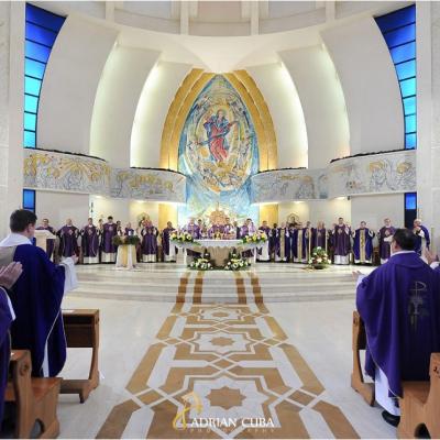 13 decembrie: Iaşi: Deschiderea porţii sfinte a Anului Jubiliar
