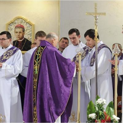13 decembrie: Iaşi: Deschiderea porţii sfinte a Anului Jubiliar