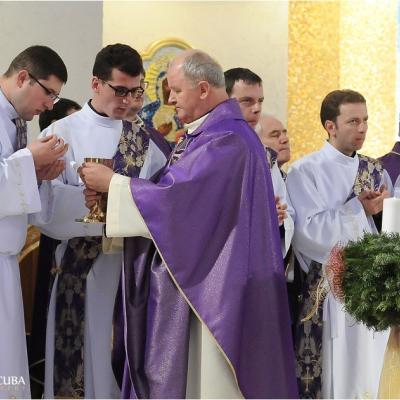 13 decembrie: Iaşi: Deschiderea porţii sfinte a Anului Jubiliar