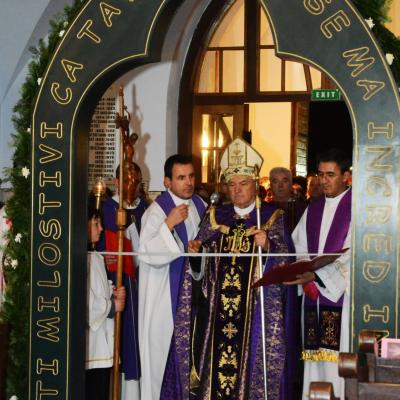 13 decembrie: Cacica: Inaugurarea Anului Sfânt al Milostivirii şi deschiderea Porţii Sfinte